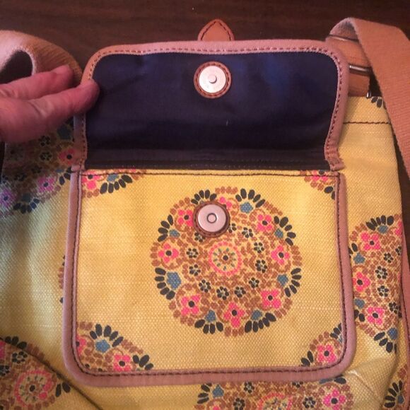 Fossil Yellow and Brown Crossbody Bag with Floral Print - Picture 3 of 9